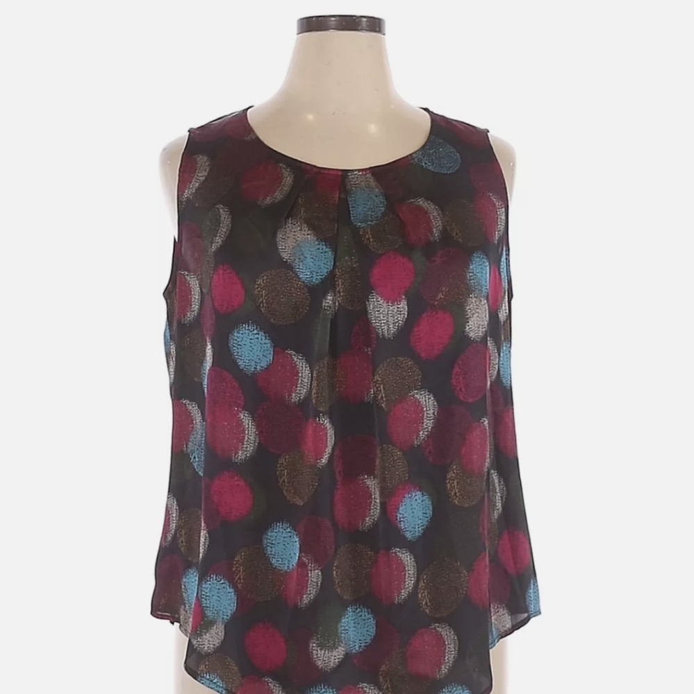 Nine West gathered neck sleeveless top. Plus